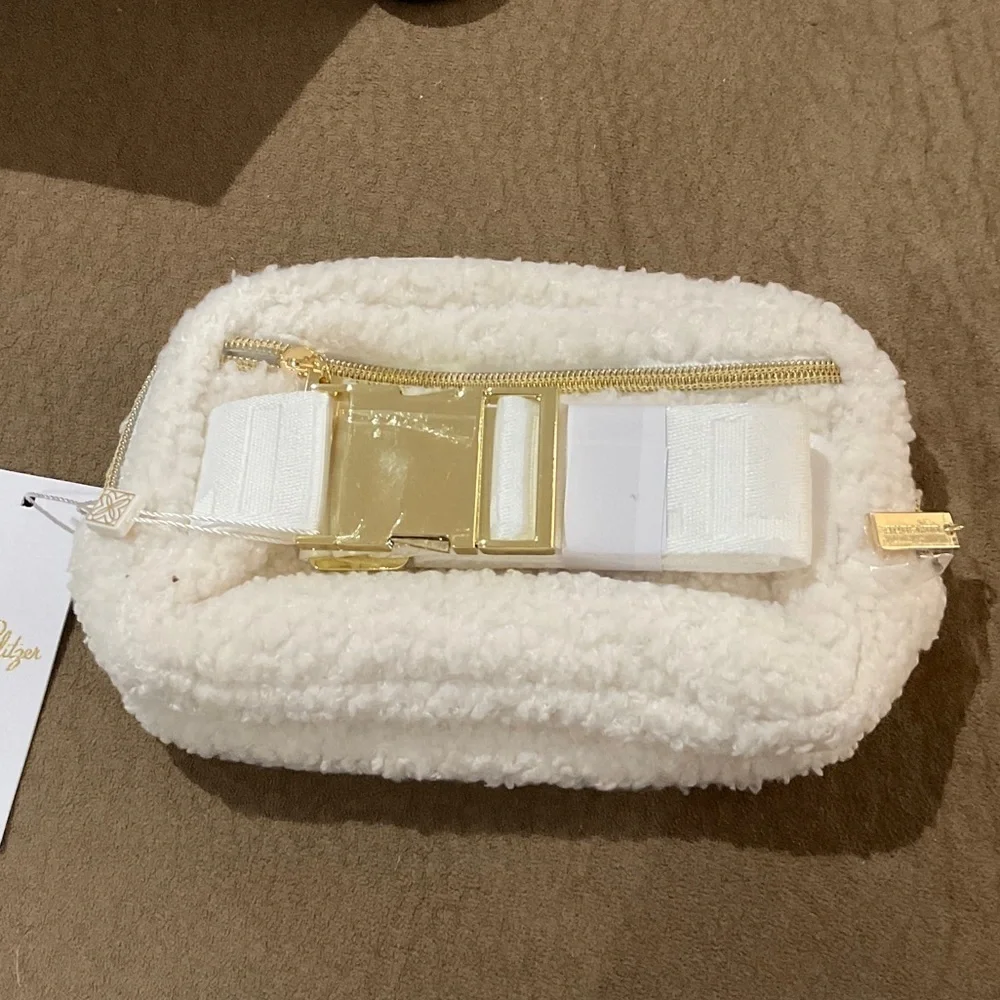 Lilly Pulitzer White Sherpa Jeanie Belt Bag with Gold Accent